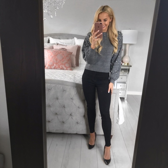 LAST ONE!! Grey and Pearl Beaded Winter Knitted - Picture 6 of 8